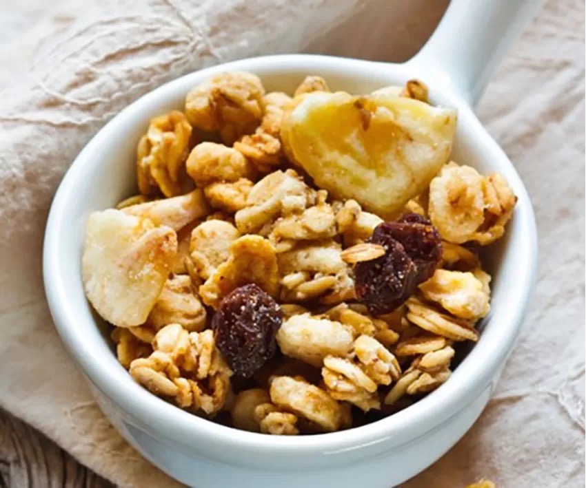 Einfache Rezeptvorschläge für Müsli mit getrockneter Banane