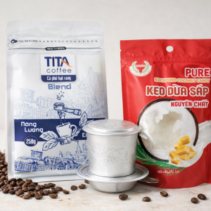 Tita Kaffee Blend, vietnamesischer Kaffeefilter und Macapuno Kokosnuss-Süßigkeiten