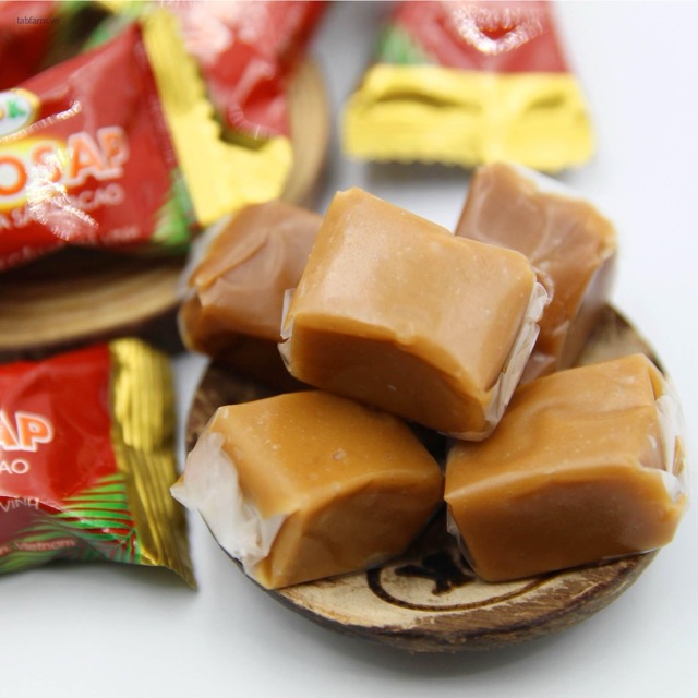 Macapuno-Kokosbonbon ist weich und zäh und besitzt ein einzigartig mildes Aroma.