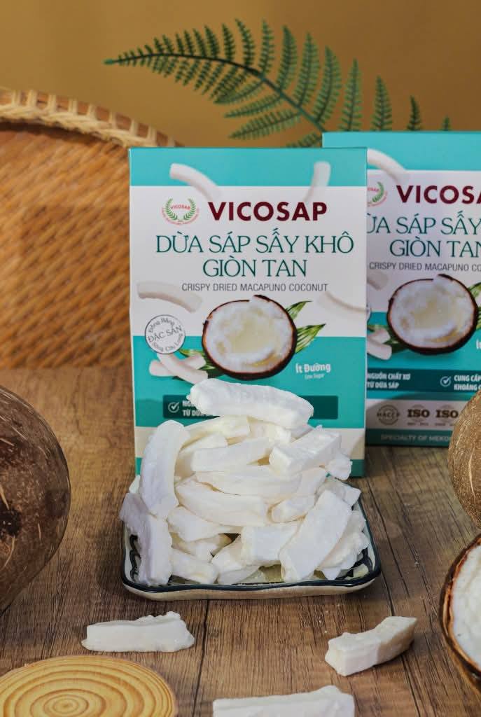 Die knusprigen Kokoschips von VietNatur sind zugleich crunchy und luftig-weich – ein Snack, den man kaum widerstehen kann.