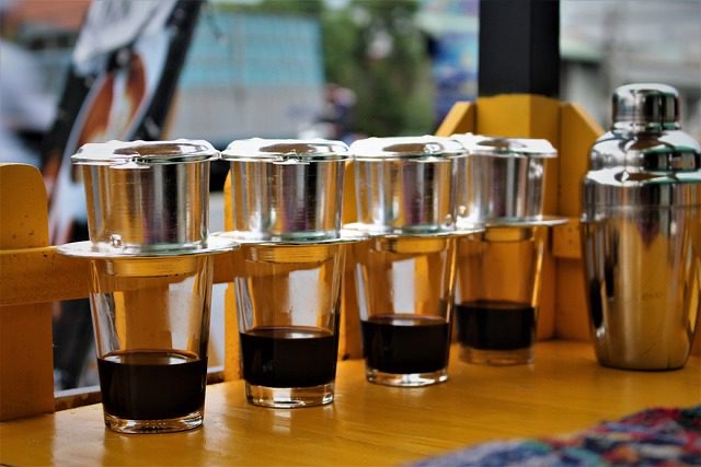 Einige wichtige Kriterien, die Sie bei der Auswahl eines Kaffeezubereiters für Campingausflüge beachten sollten