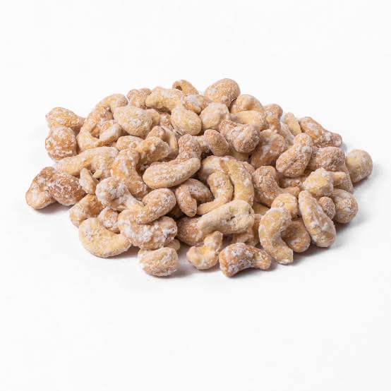 Cashewkerne mit Kokosüberzug bieten einen besonderen Geschmack und viele wichtige Nährstoffe.