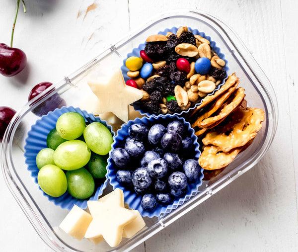Nüsse und Trockenfrüchte sind ein praktischer Snack für die Schulpause